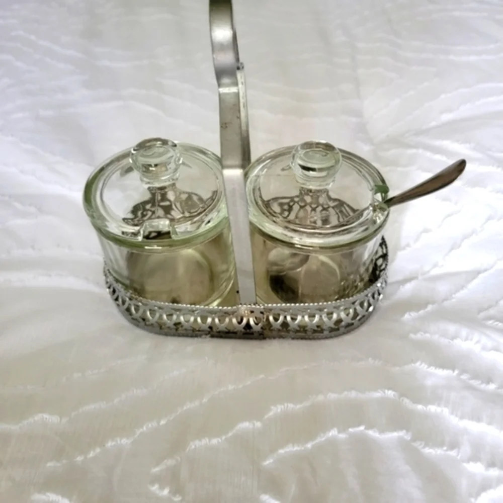 N/A vintage preserves